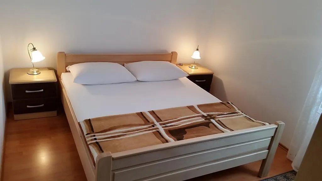 Apartmani Malinska Apartment