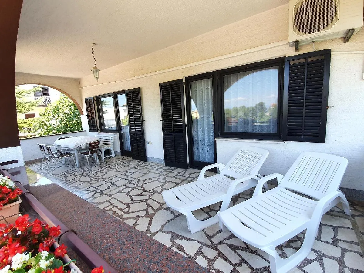 Apartment Apartmani Malinska