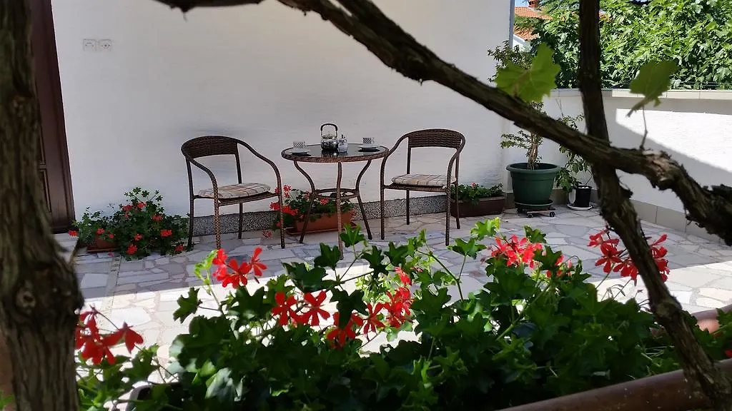 Apartment Apartmani Malinska Croatia