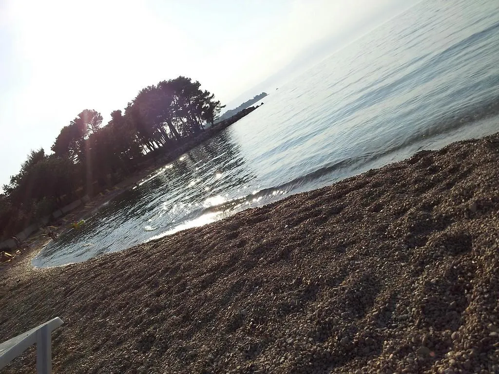 Apartmani Malinska 0*,  Croatia